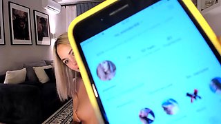 Blonde flashes tits: Amateur, Onlyfans  Cam Porn