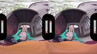 VR babe Candy Alexa gives it all she's got with Naruto's power in a wild cosplay session