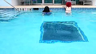 Ginger Rae xoxo - Ignored By A Pool In Miami - Ignore and