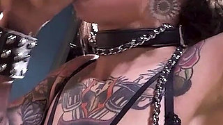 A Quick Blowjob with Milk!