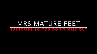 Mrs Mature Feet fun in the Shower 456