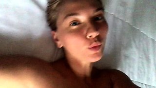 Blonde emo amateur solo masturbation