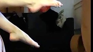 Amateur webcam brunette loves sucking on some fat cock