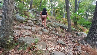 Hiking, short skirt