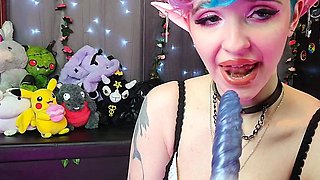 Blonde tight pussy babe solo toy fun in glamour masturbation