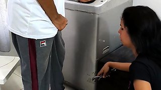The neighbour seduces me while I repair her washing machine