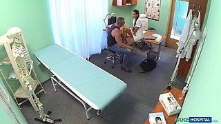 Flirtatious nurse gets her Wet Pussy wedged by muscle man - faux health center