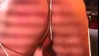 Chinese Domina binds up her gimp