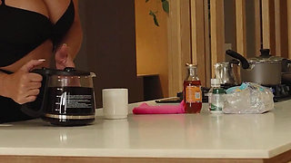 Mature MILF with Big Tits Asks Me for Cum for Her Wrinkles