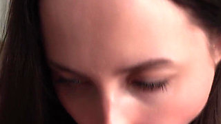 Slut Realtor Fucked Me Instead of Rent While GF Was Out