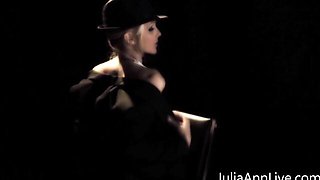Big tits sex with sultry Julia Ann from Julia Ann Live