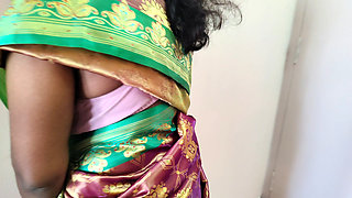 Housewife saree romance with neighbor uncle