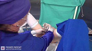 PRIVATE-PATIENT Patient Pia 04