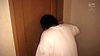 Royd-306 You Have To Wash It Properly! My Much Older Stepsister, Who Still Treats Me Like A Flowers, Tries To Gently And Thoroughly Wash My Uncircumcised Penis By Pulling Back The Foreskin! - Miyu Otori With Otori Miyu