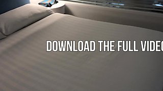 Cute Thai teen amateur fucks a Farang