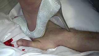 Step with the heel on your hand