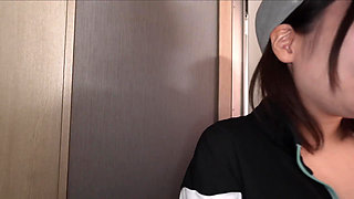 Natural Busty Girl, I Tried Seducing Her. She Has An Irresistible Body And She Always Delivers.2