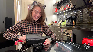 Mari Galore Unboxes a Fucking Machine with Her Boyfriend