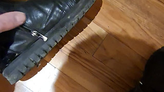 My wife's friend's shoe.