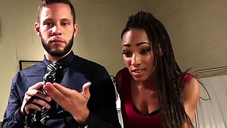 Nikki Darling Gets Doctor Big Cock