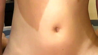 Reverse Riding Model She Likes It in All Holes and Cums in Spread Pussy