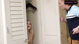 Khloe Kingsley Lets Hotel Guest Use Her Like A Fuck Doll