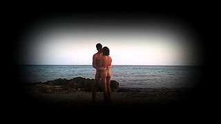 Sexy Couple's Public Beach Adventure