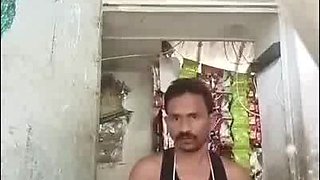 Beautiful Indian Mal Deep-throating Weenie