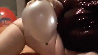 Balloon Fetish with SSBBW
