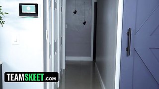 Nicky Rebel and Isabella Jules's blowjob movie by Team Skeet