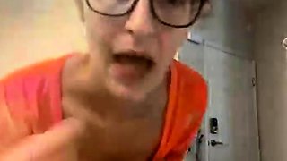 Blonde emo amateur solo masturbation