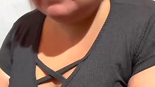 Latina petera caliente