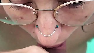 blowjob to the guy at the pool in Marseille - Voyeur POV