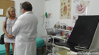 Mature Gyno - Sexy Granny Gyno Exam Recorded by Perverted Gynecologist