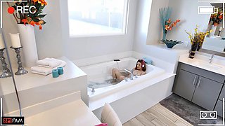 Keely Rose Freaks Over Wrong Bathroom at Wrong Time