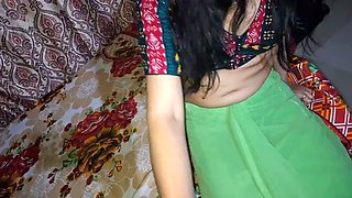 Hot Indian Bhabhi sex video, Desi village Bhabhi Devar sex video