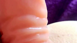 Close up solo beauty toying ass