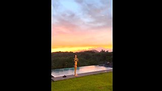 JAP BABE FUCKED BY THE POOL