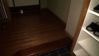 Wife Crempie Using Sex Machine