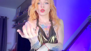 My Naughty Boobs Wanna Outside