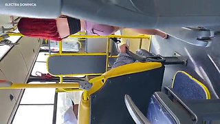 I took my maid home, glance what she did on the bus, I went insatiable!