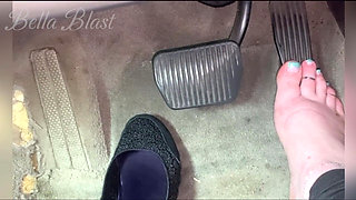 Pedal Play: Fast Speed and Jerk off Instructions with Big Feet, Full Control