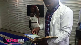 Doctor Pounds Big-Butt Patient Roughly